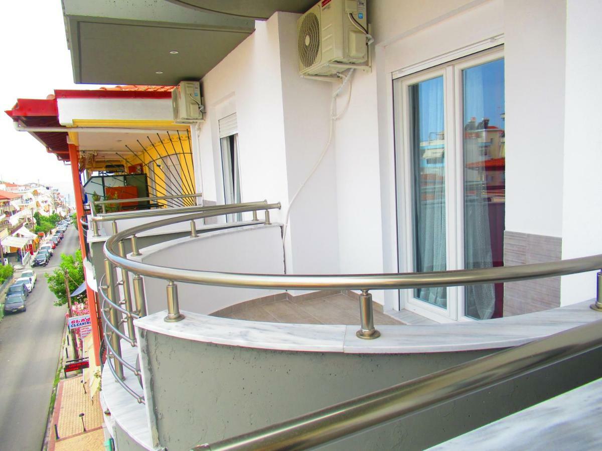 Artistic Rent Rooms & Apartments Nea Kallikrateia 외부 사진